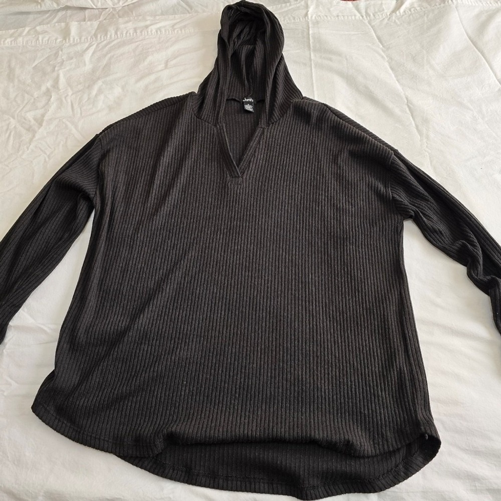 Justify Black Hooded Sweater Thin Weight 1X‎ /0021